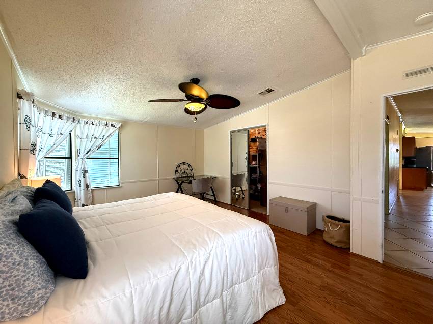 4208 Lake View Dr S a Ellenton, FL Mobile or Manufactured Home for Sale